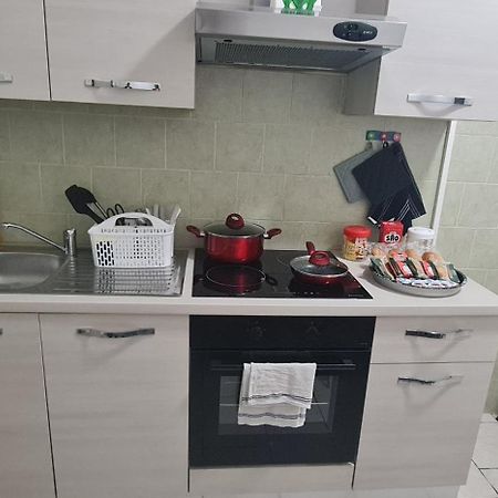 Appartamento Roma Vicino Metro C エクステリア 写真
